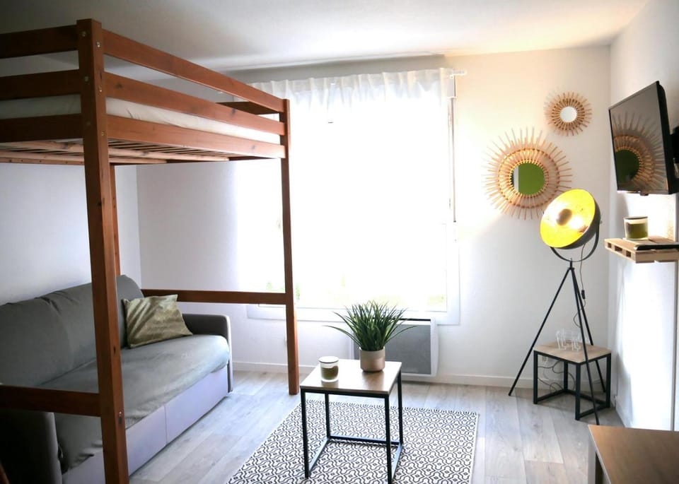 Futurostudio - Appart Hôtel Futuroscope - Poitiers Apartment in Centre-Val de Loire