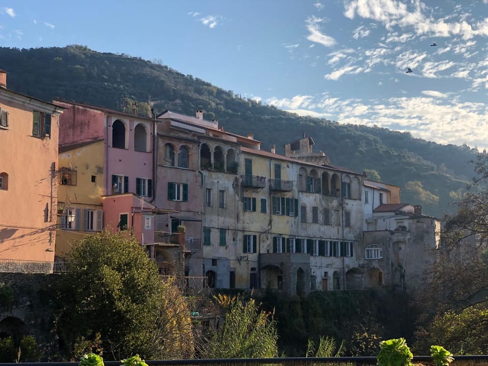 Affitta camere Da Lalla Bed and Breakfast in Liguria