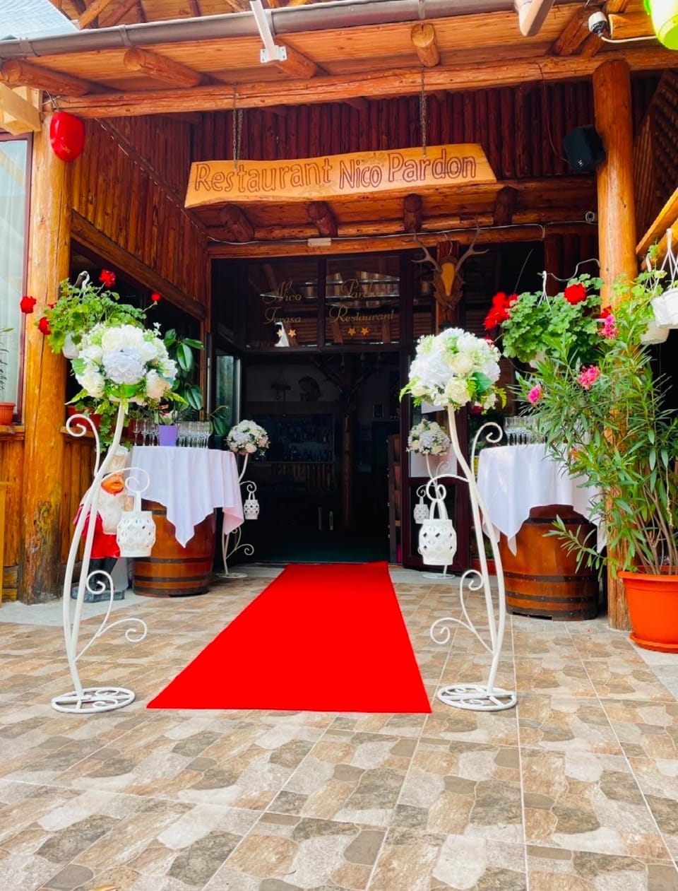 Pensiunea Nico Pardon Bed and Breakfast in Romania