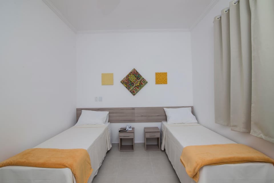 Photo of the whole room, Decorative detail
