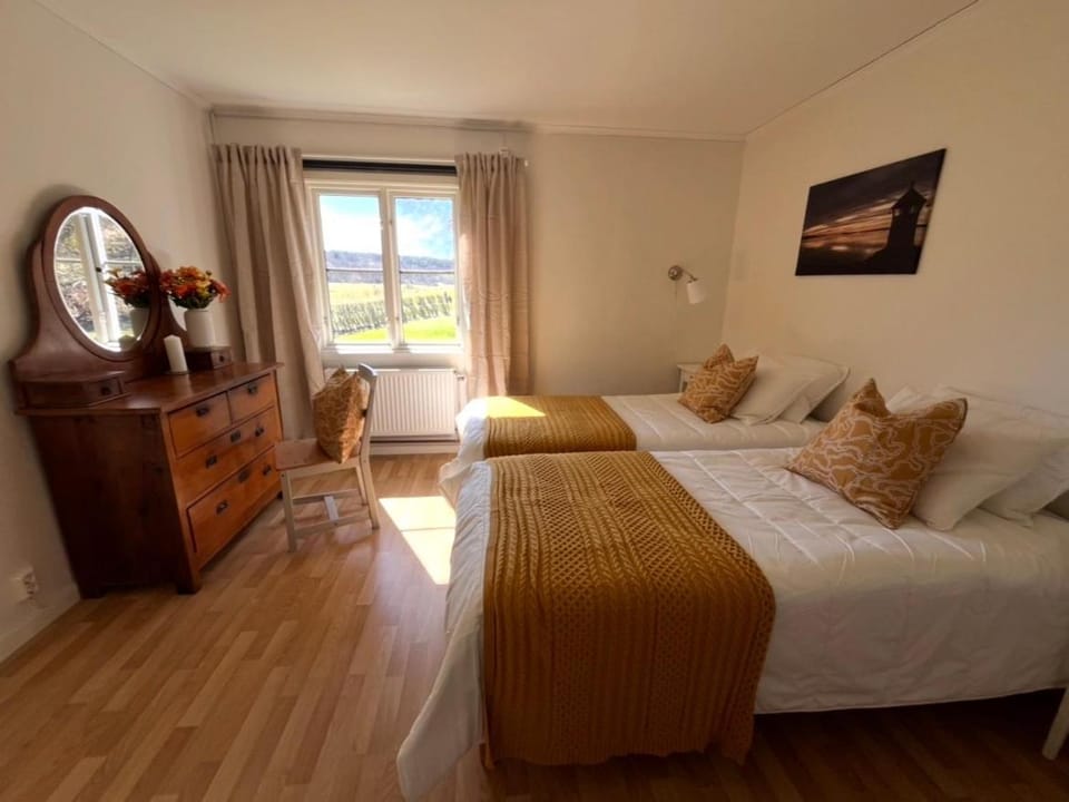 Holma Stångenäs Golf Hostel in Västra Götaland County