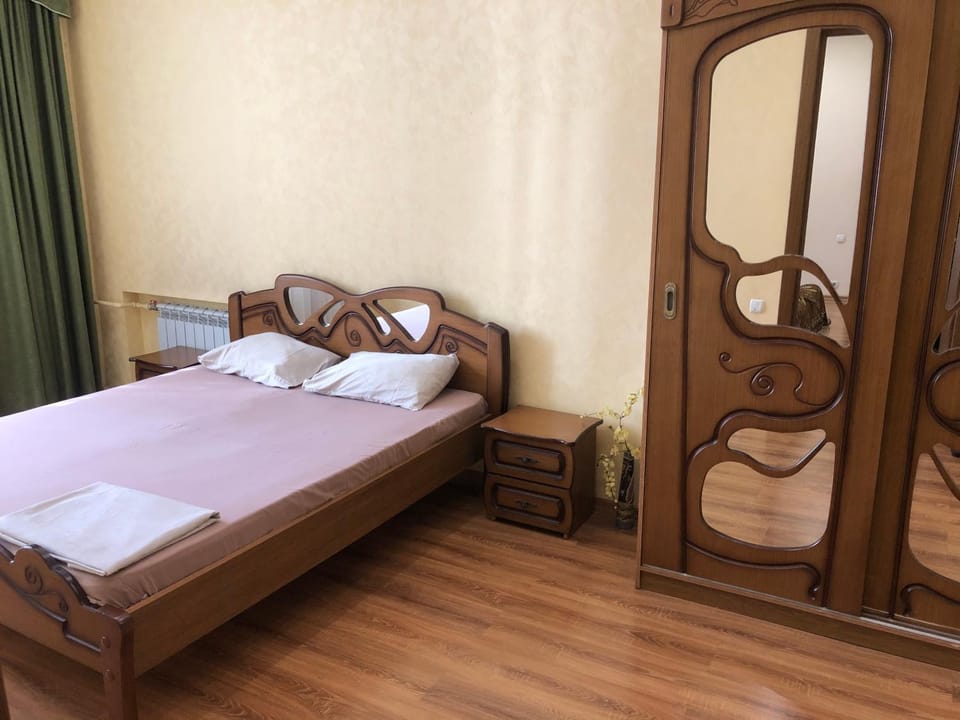 З водою Elit Aparts on Pushkina біля шпиталю Apartment in Dnipro