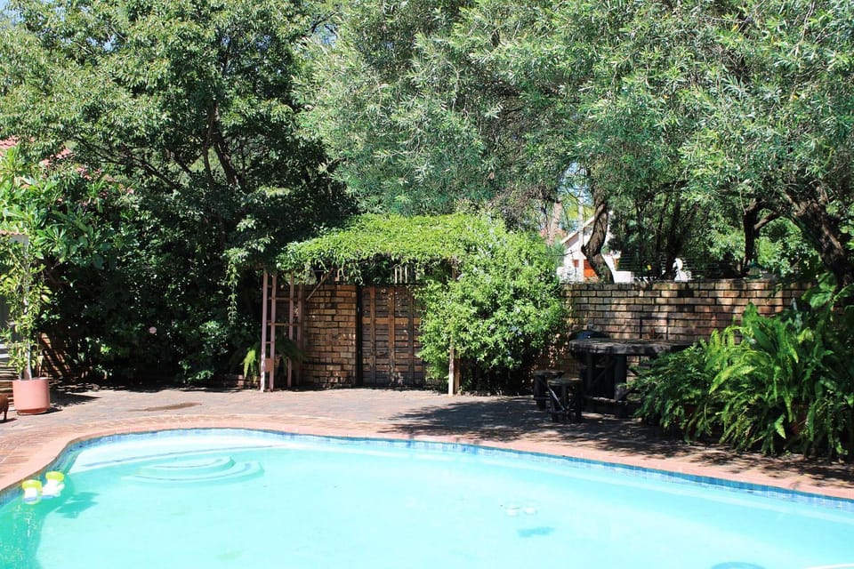 Garden, Pool view, Swimming pool