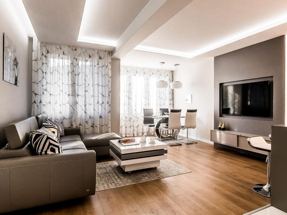 TV and multimedia, Living room, Seating area