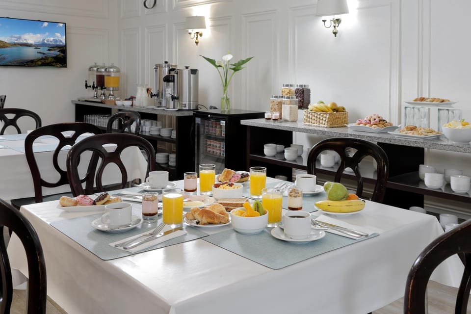 Breakfast, Buffet breakfast