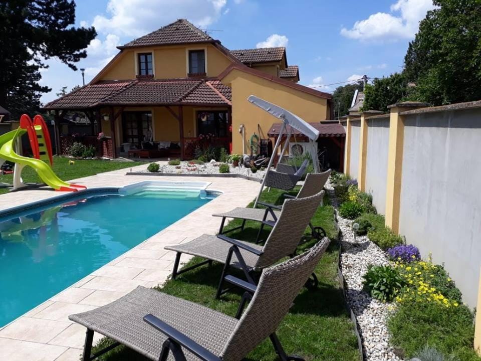 Apartmány na kolonádě Apartment in South Moravian Region