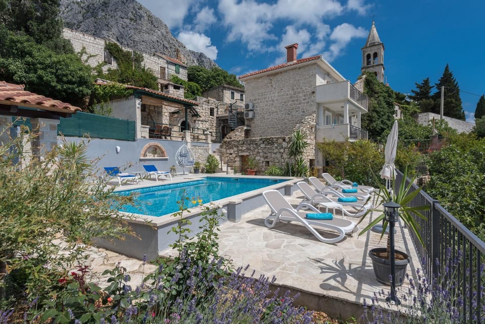 Garden, Swimming pool