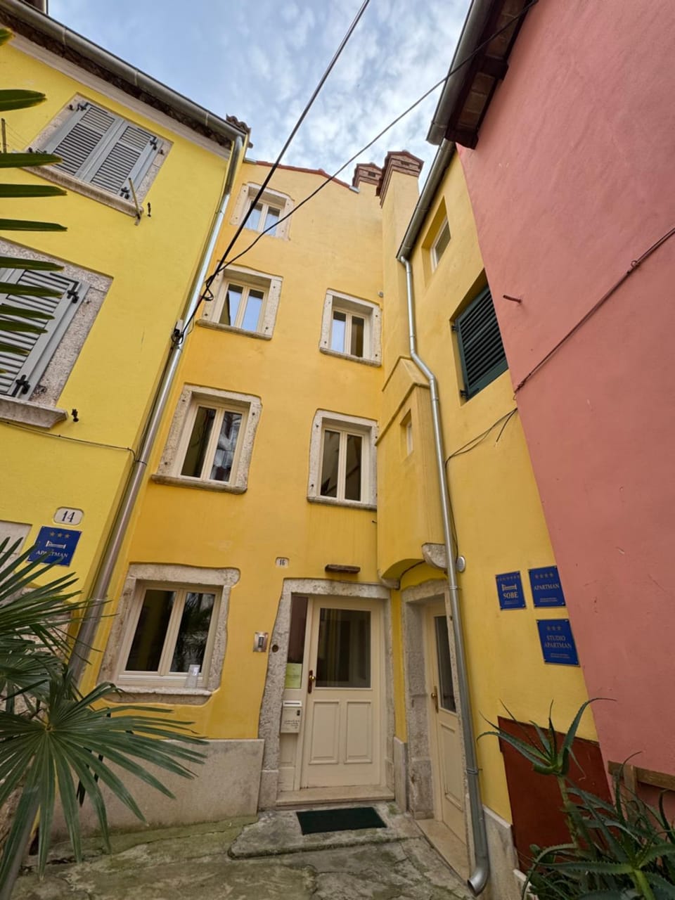 Casa Colloredo Free Parking Apartment in Rovinj