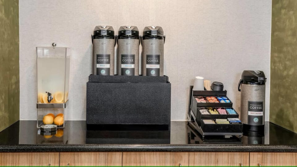 Coffee/tea facilities