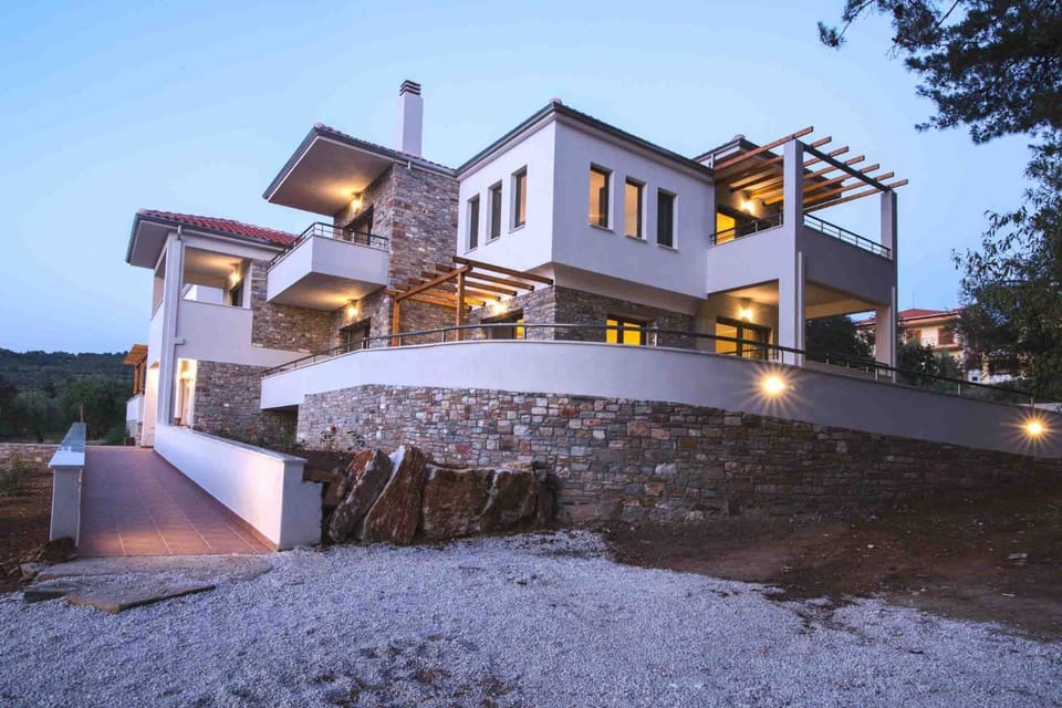 Property building, Night