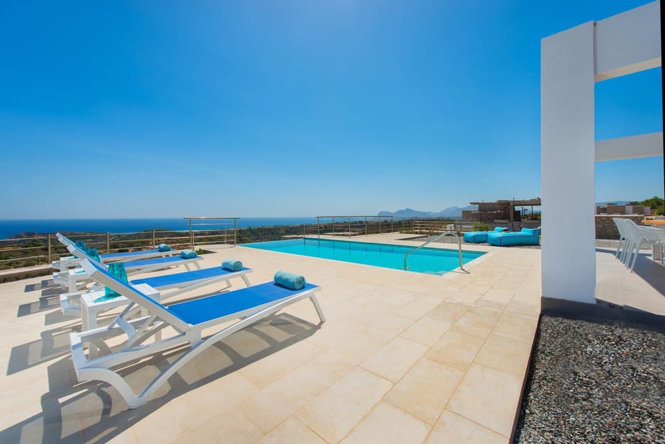 Patio, Swimming pool