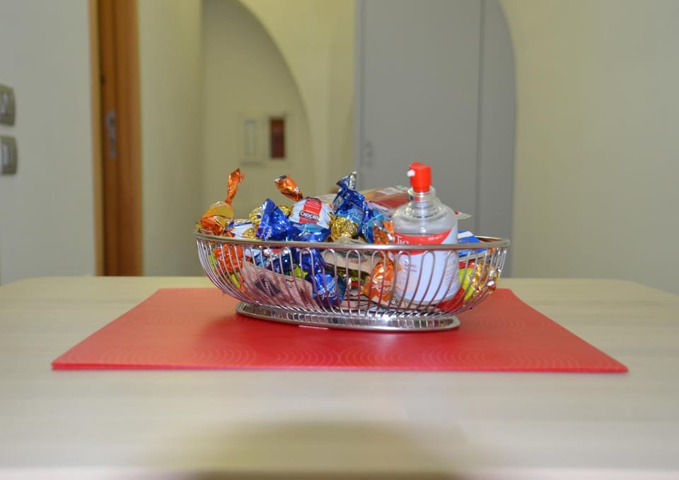 Food close-up, Kitchen or kitchenette, Dining area