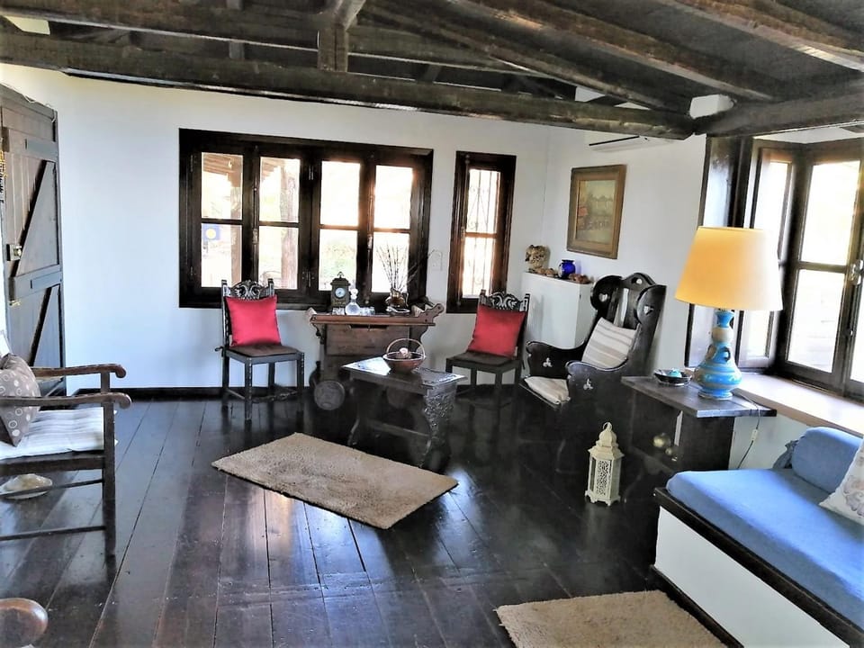 Ampelos Estate House in Peloponnese Region