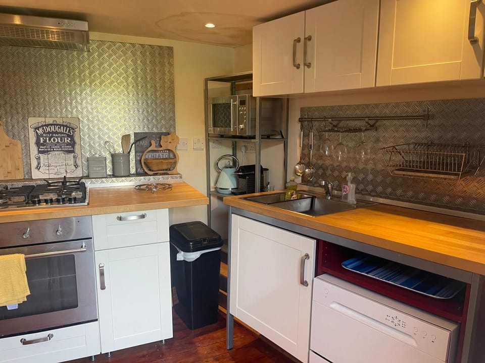 Holly Cottage House in Cherwell District