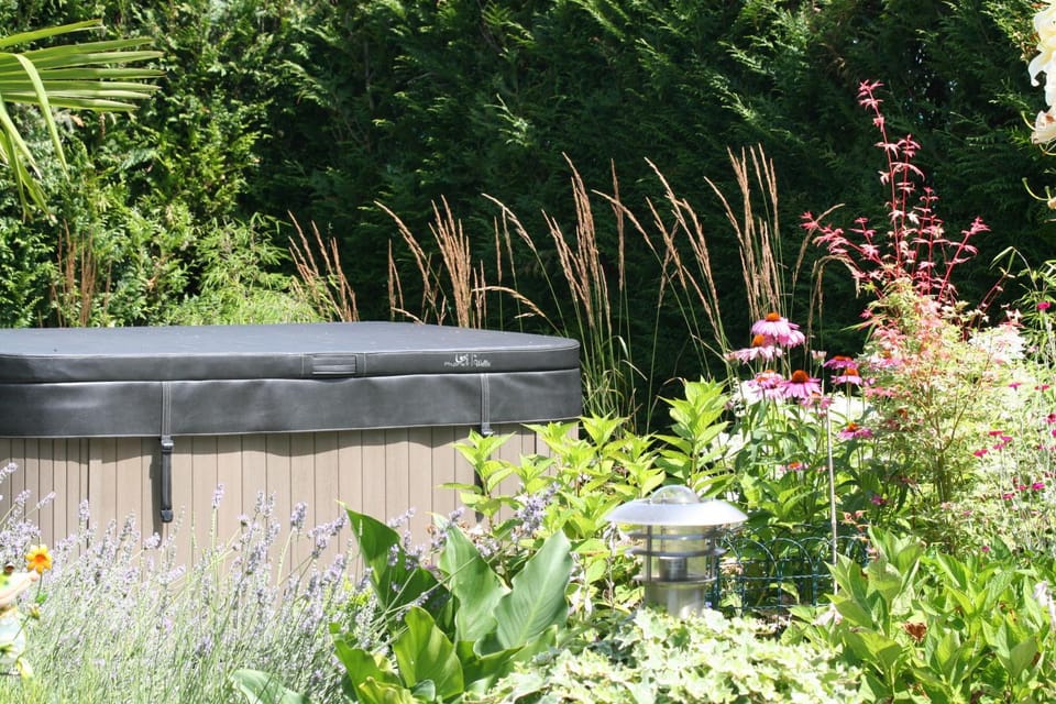 Day, Garden, Hot Tub, Garden view, Open Air Bath, Internal: Not applicable to any particular room