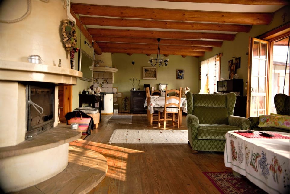 Communal lounge/ TV room, Photo of the whole room