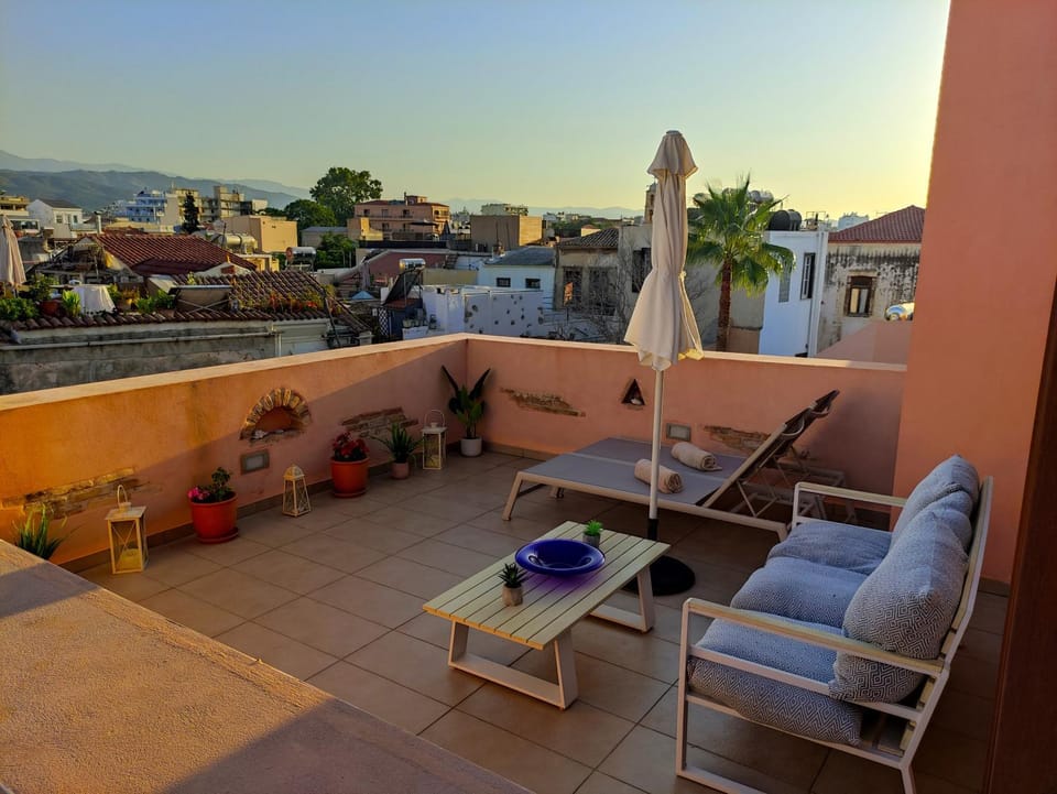 Patio, View (from property/room), Balcony/Terrace