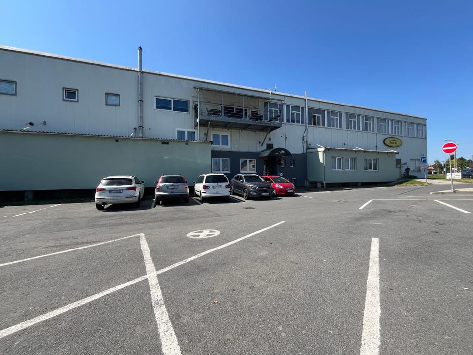 Property building, Parking