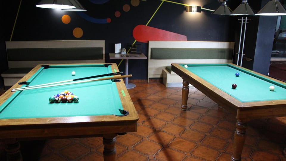 Billiard, Game Room, Entertainment