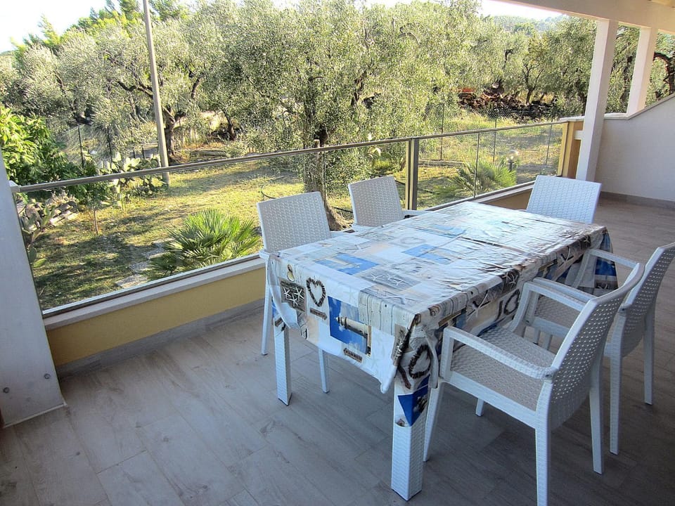 Patio, Balcony/Terrace, Dining area