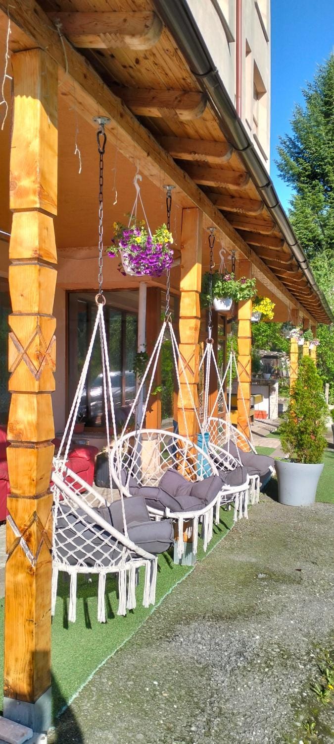 Pensiunea Alexandra Bed and Breakfast in Prahova, Romania