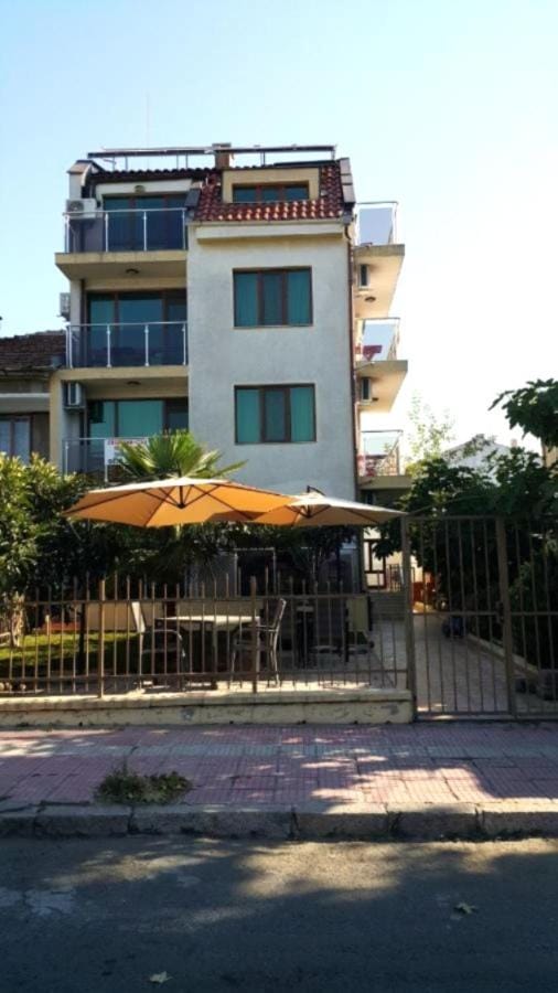 Guest house Sineva Bed and Breakfast in Burgas Province