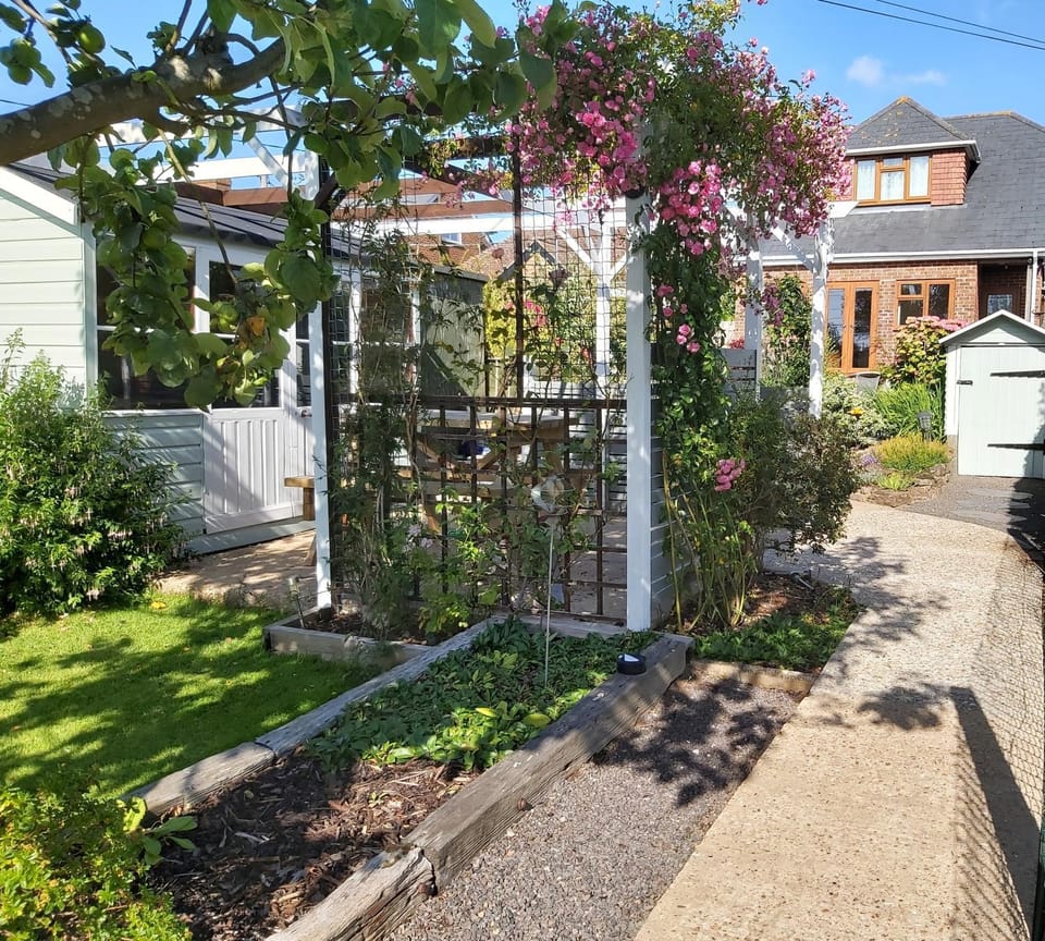 Facade/entrance, Garden