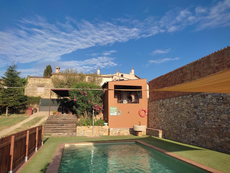 Property building, Day, BBQ facilities, Garden, Garden view, Pool view, Swimming pool