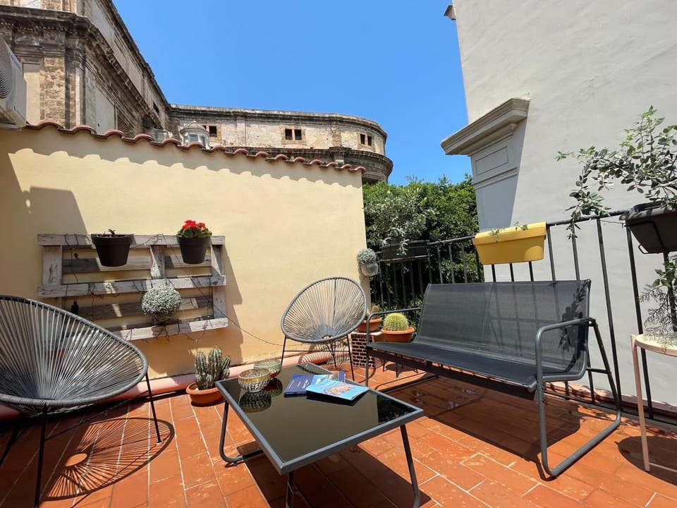 Balcony/Terrace, Balcony/Terrace