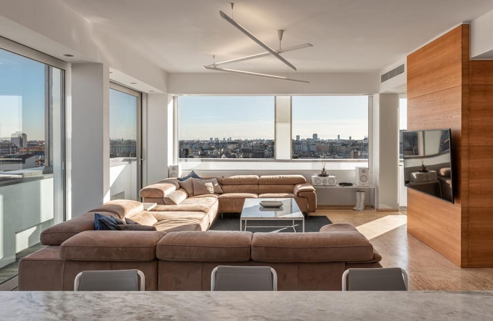 Skyline Milan Apartment in Milan