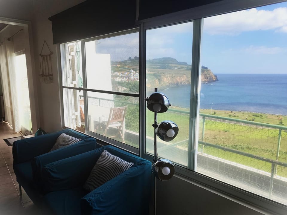 Living room, Sea view