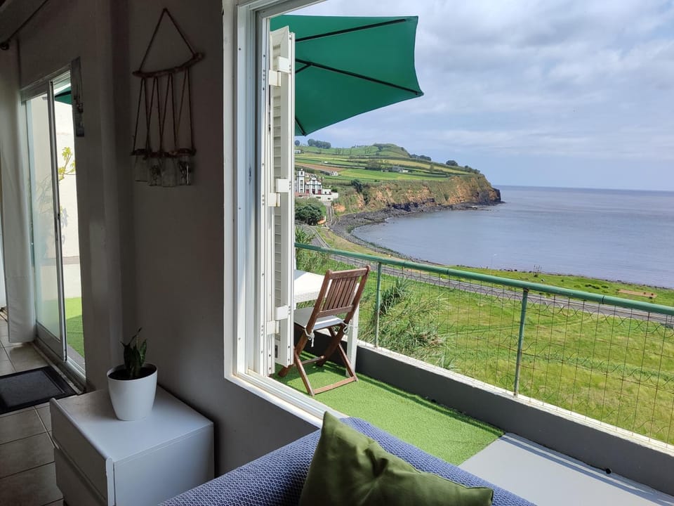 Living room, Sea view