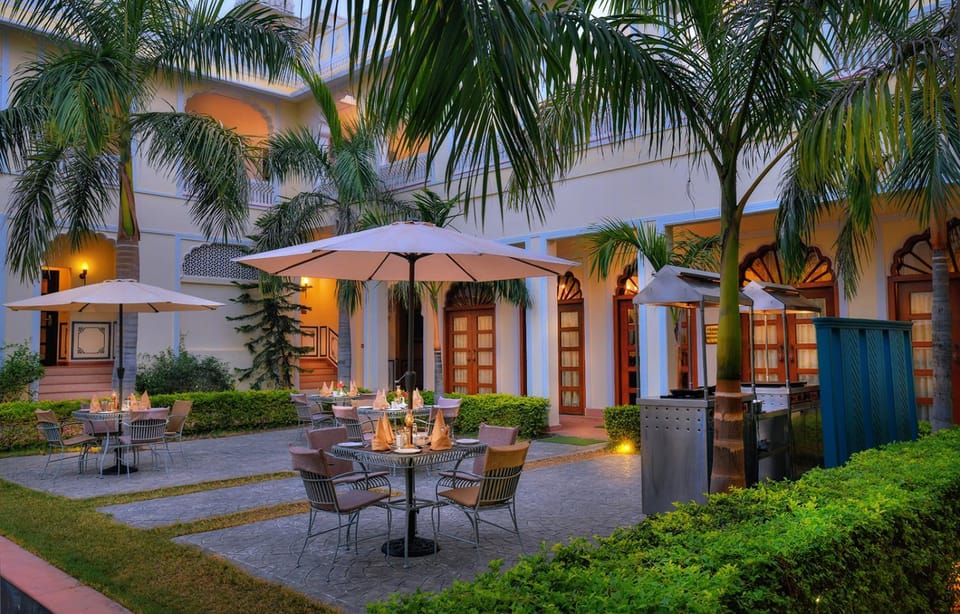 Patio, Restaurant/places to eat, Garden
