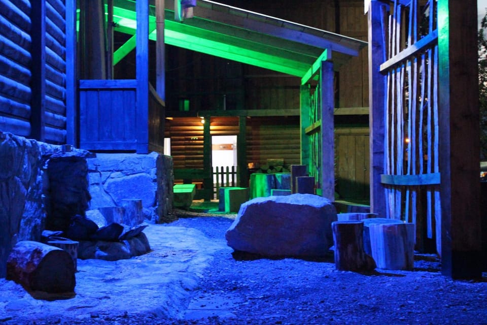 Facade/entrance, Garden, Seating area, Dining area