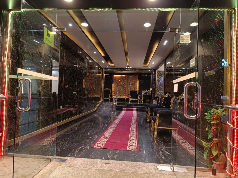 بلاتينوم رييلتي للشقق المخدومة Apartment hotel in Makkah Province