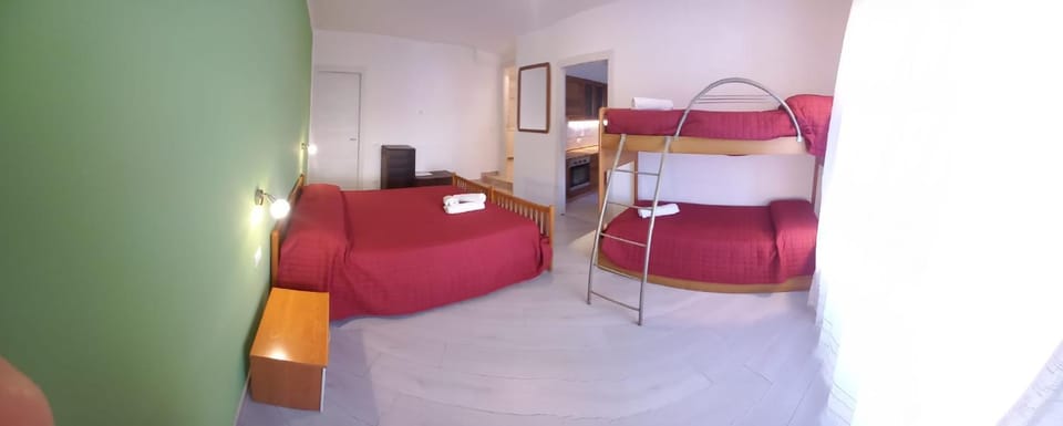 Photo of the whole room, Bedroom, bunk bed