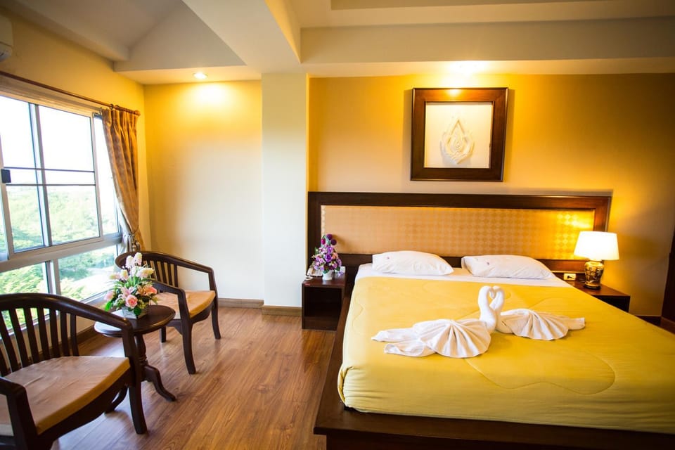 Madina Rayong Hotel Hotel in Rayong, Mueang Rayong District, Rayong, Thailand