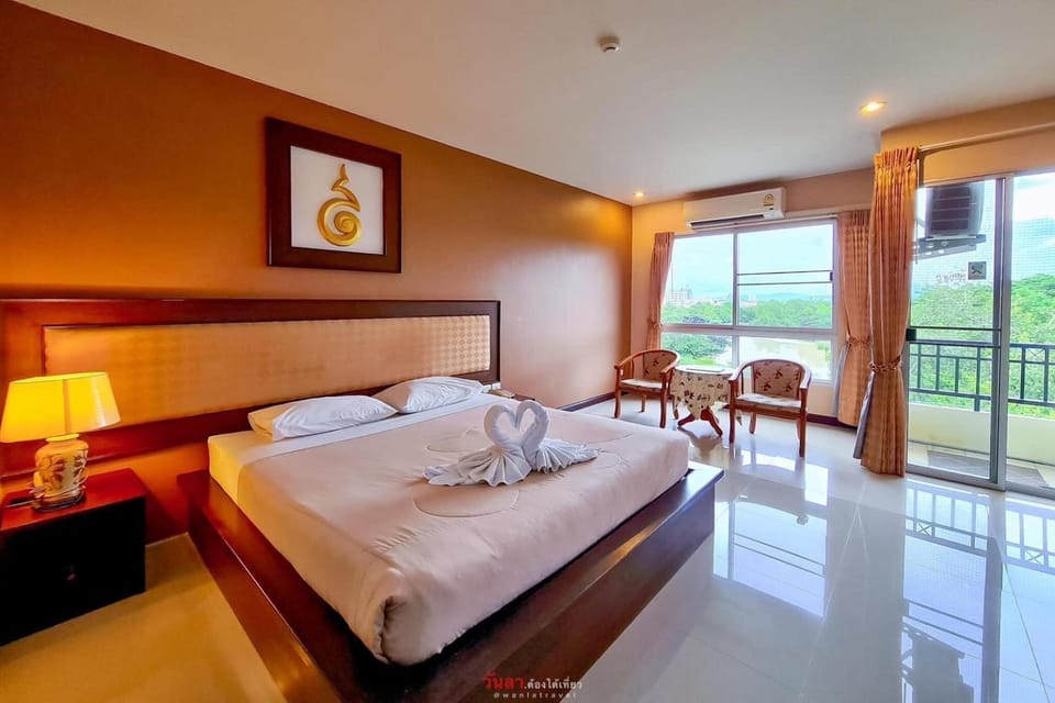 Madina Rayong Hotel Hotel in Rayong, Mueang Rayong District, Rayong, Thailand