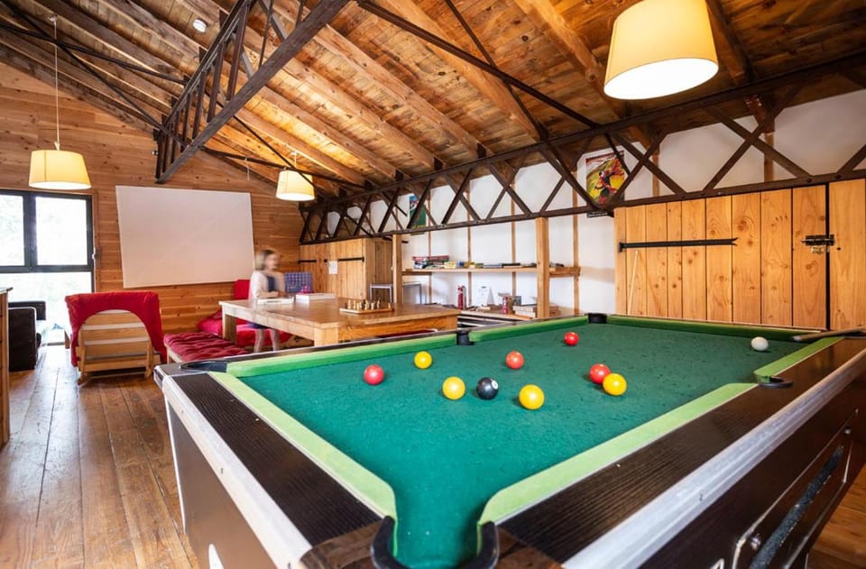 Communal lounge/ TV room, Billiard, Billiard