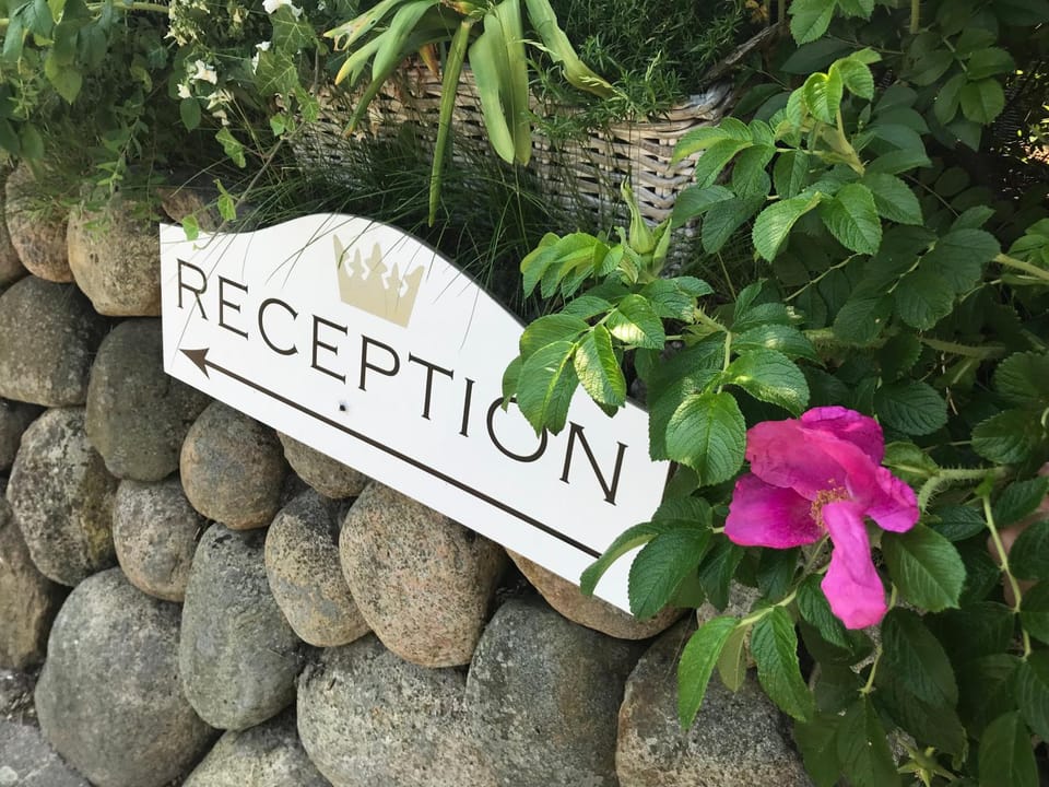 Facade/entrance, Property logo or sign