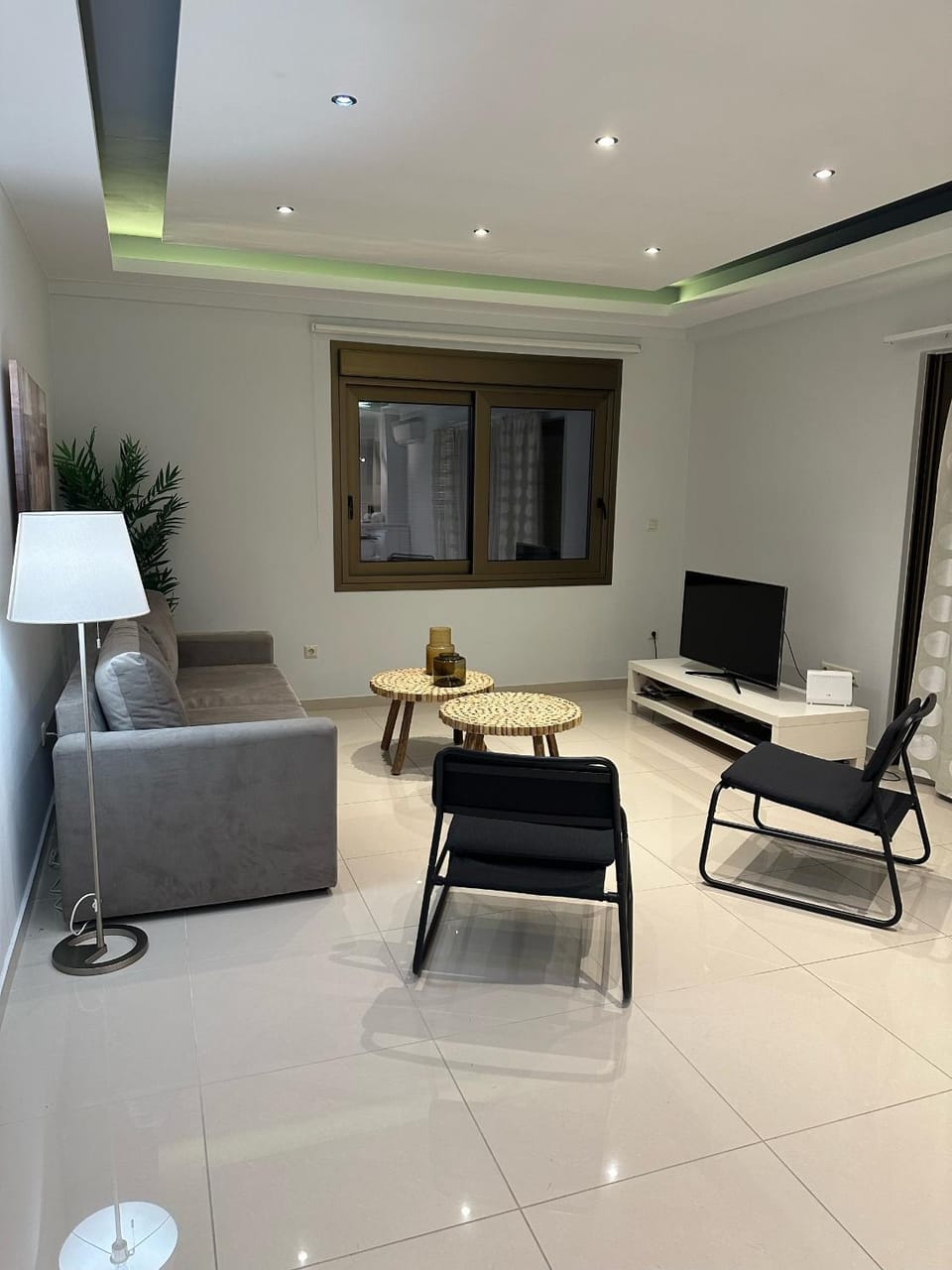 Communal lounge/ TV room, Living room