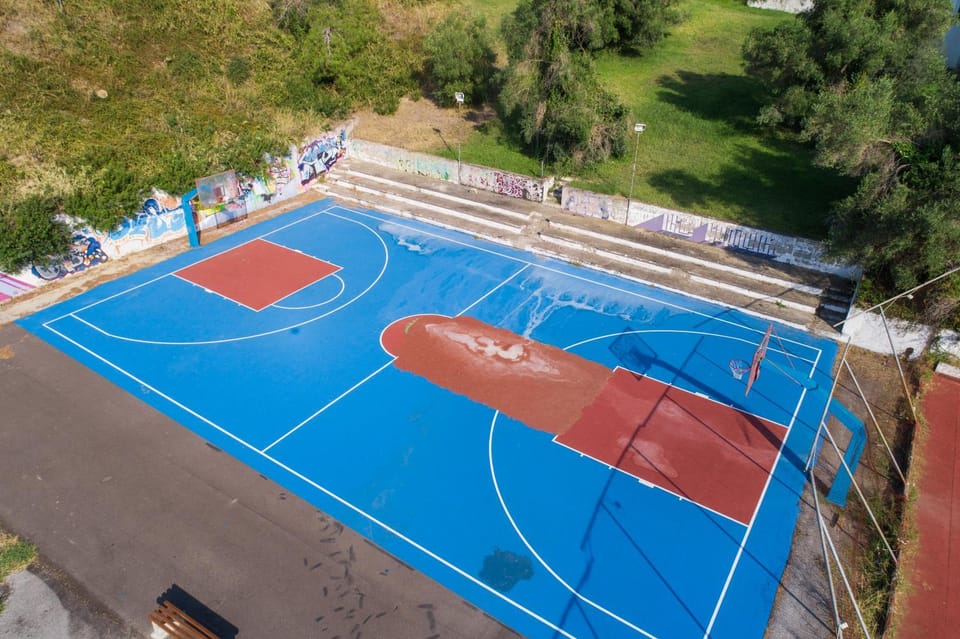 Nearby landmark, Off site, Activities