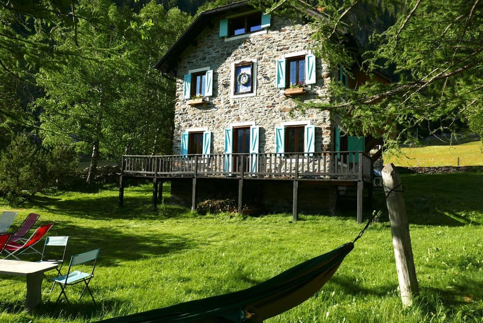Property building, Garden