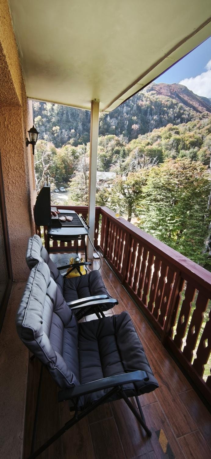 Natural landscape, View (from property/room), Balcony/Terrace, Mountain view