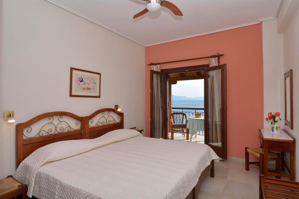 Day, Photo of the whole room