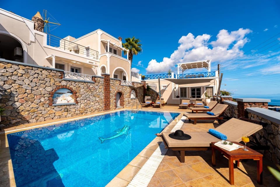 Property building, Swimming pool