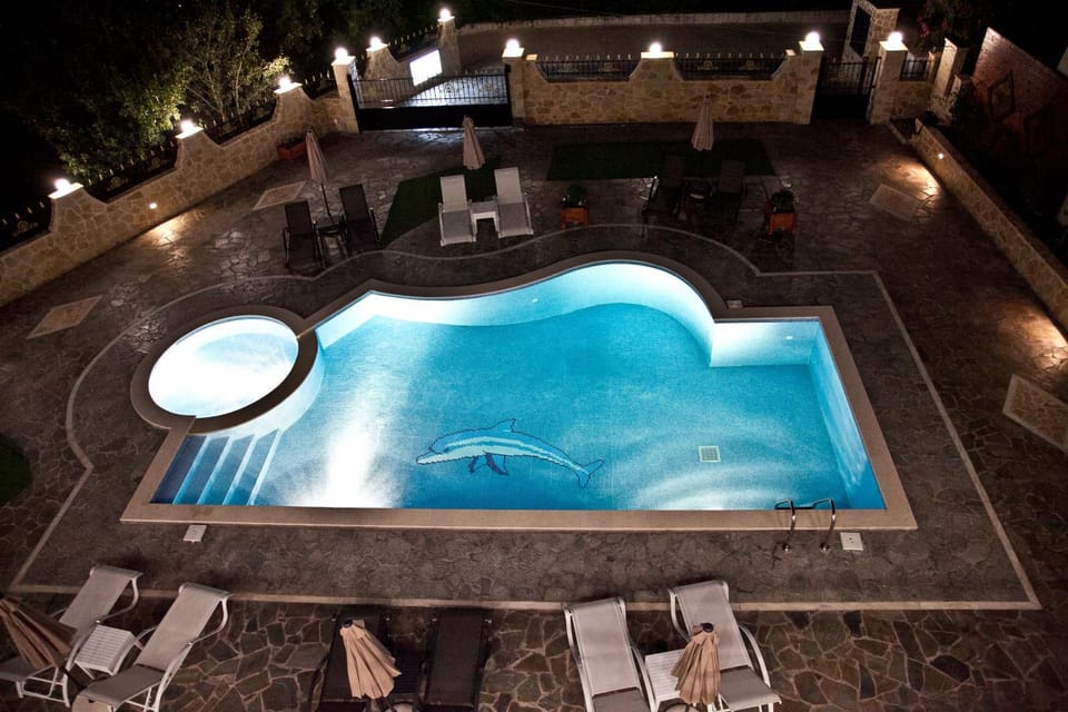 Pool view, Swimming pool