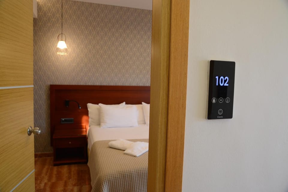 Property building, Photo of the whole room