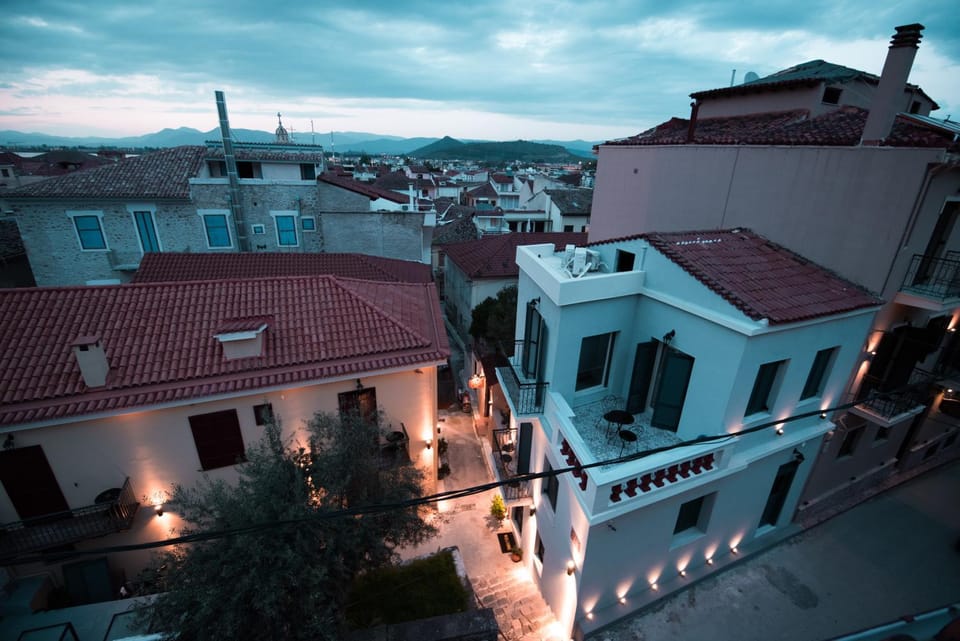 Neighbourhood, City view