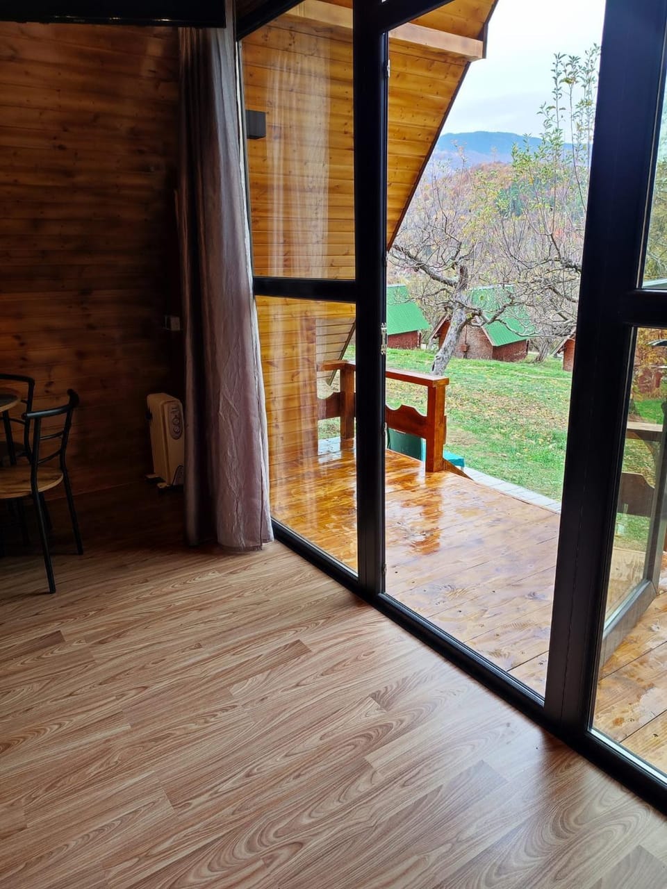 Călăreții lui Țepes Campground/ 
RV Resort in Romania